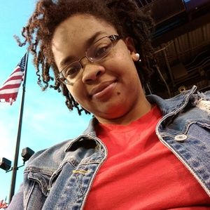 Meet your Posher, Rochelle